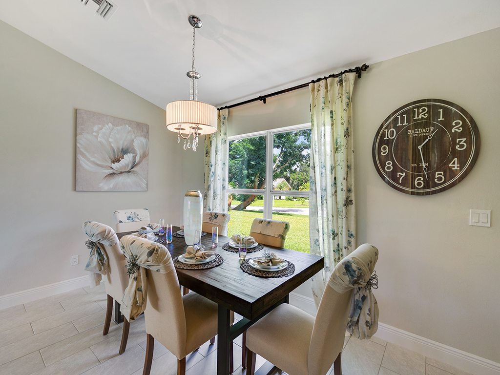 Eagle dining area