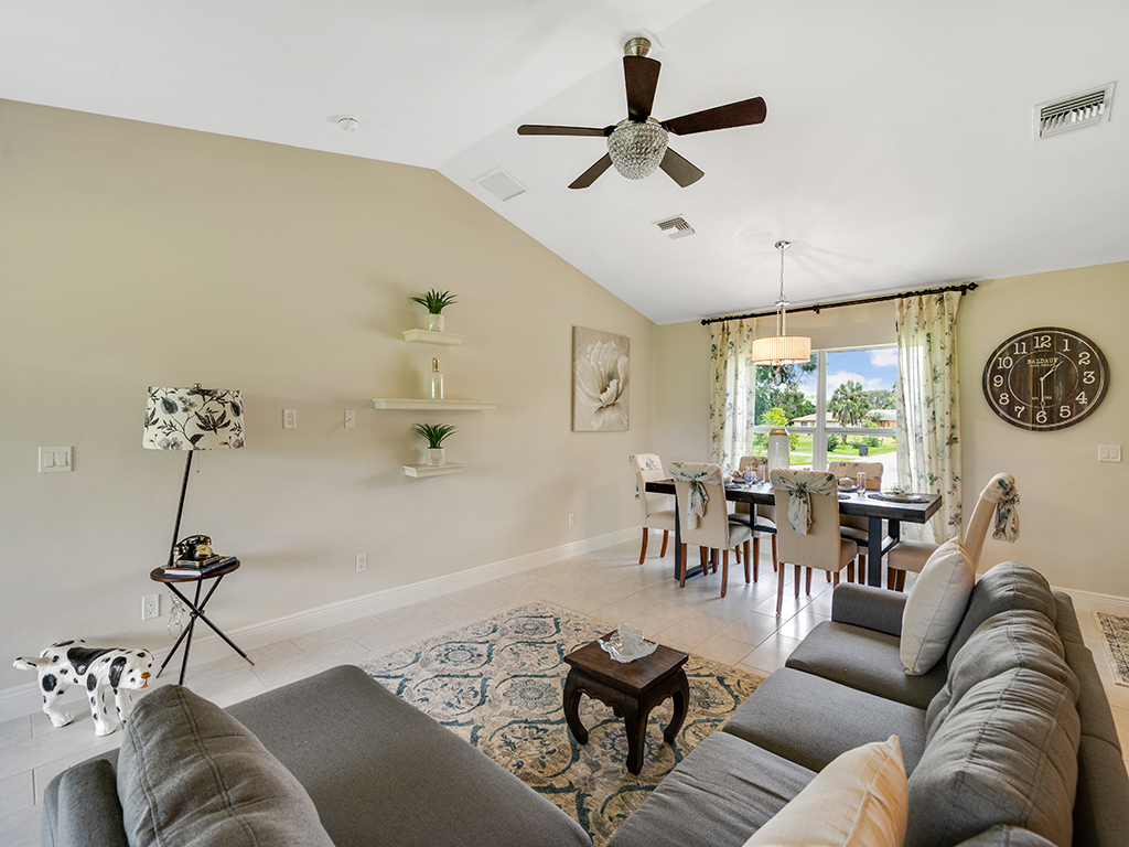 Eagle living room