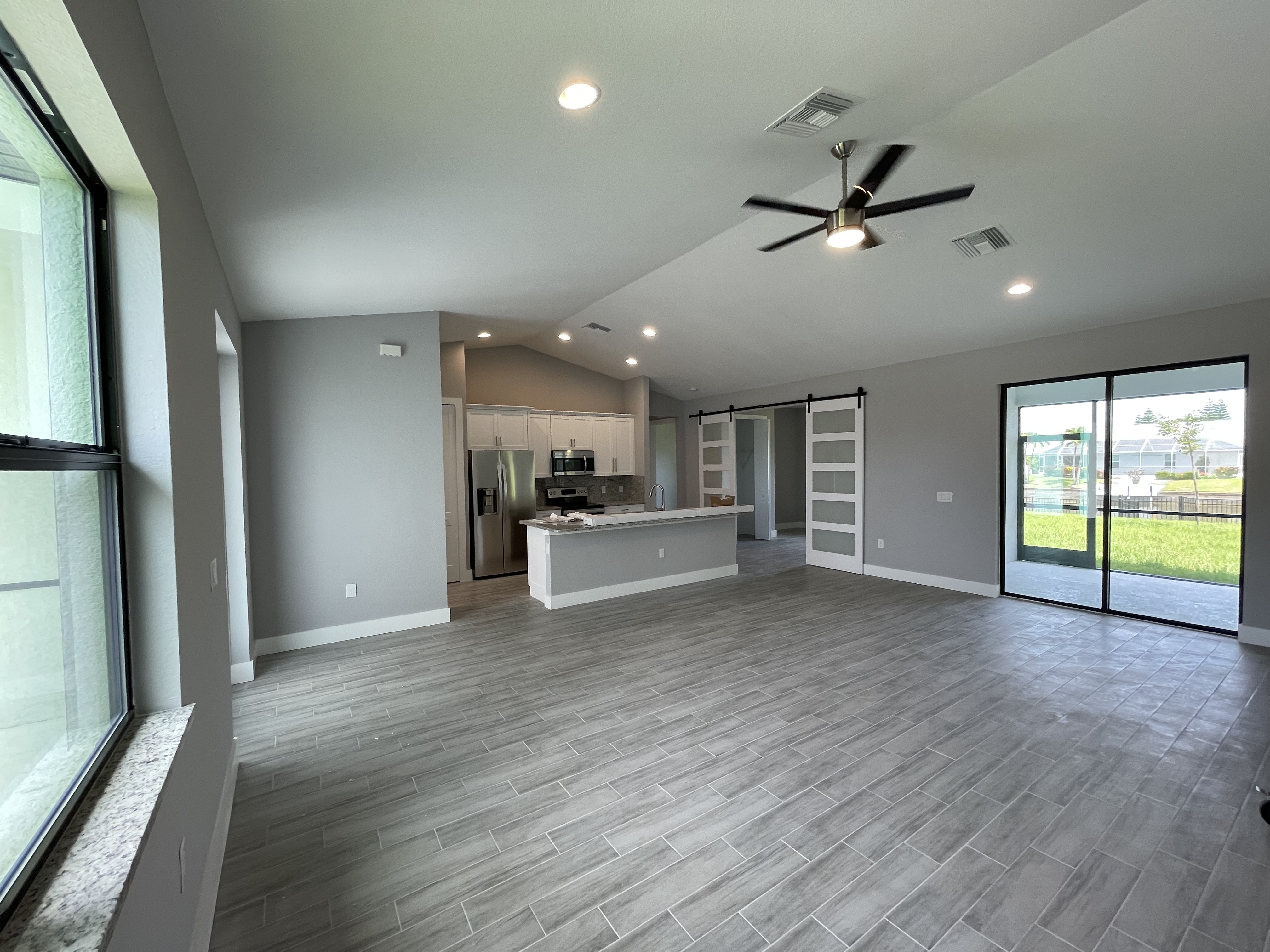Raven great room with vaulted ceiling